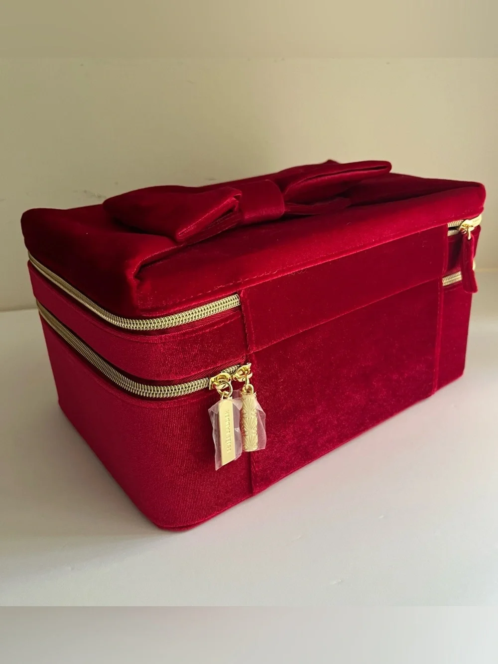 Estée Lauder Red Velvet Travel Cosmetic Case Empty Gift Box